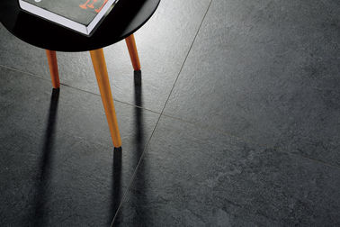 24''X24'' Bedroom Porcelain Tiles Black , Slip Resistant Rustic Outdoor Tiles Porcelain Floor Tiles 600x600